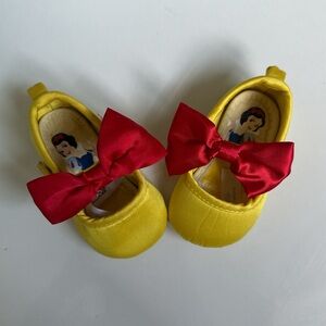 Disney Bright Yellow Snow White Dress Shoes with Red Bows